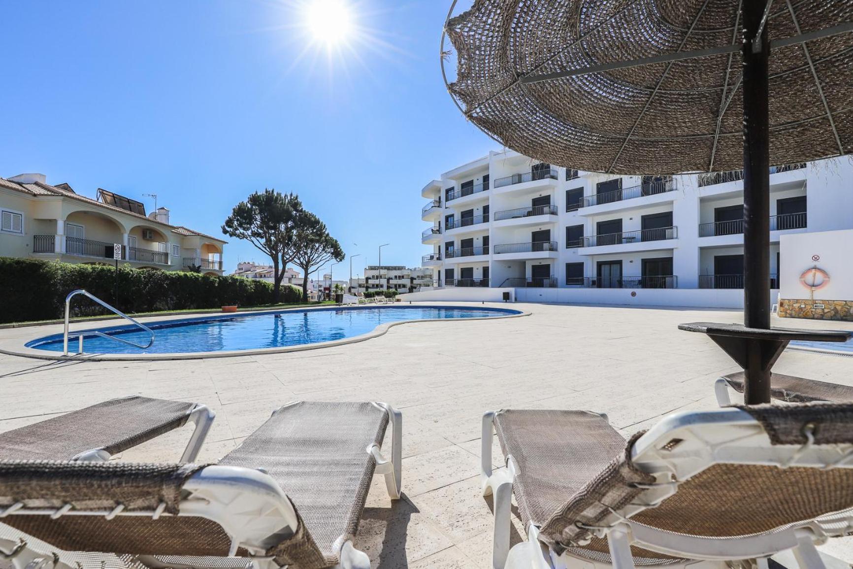 Charming Flat 10 Min Walk To Beach Apartment Albufeira Ngoại thất bức ảnh