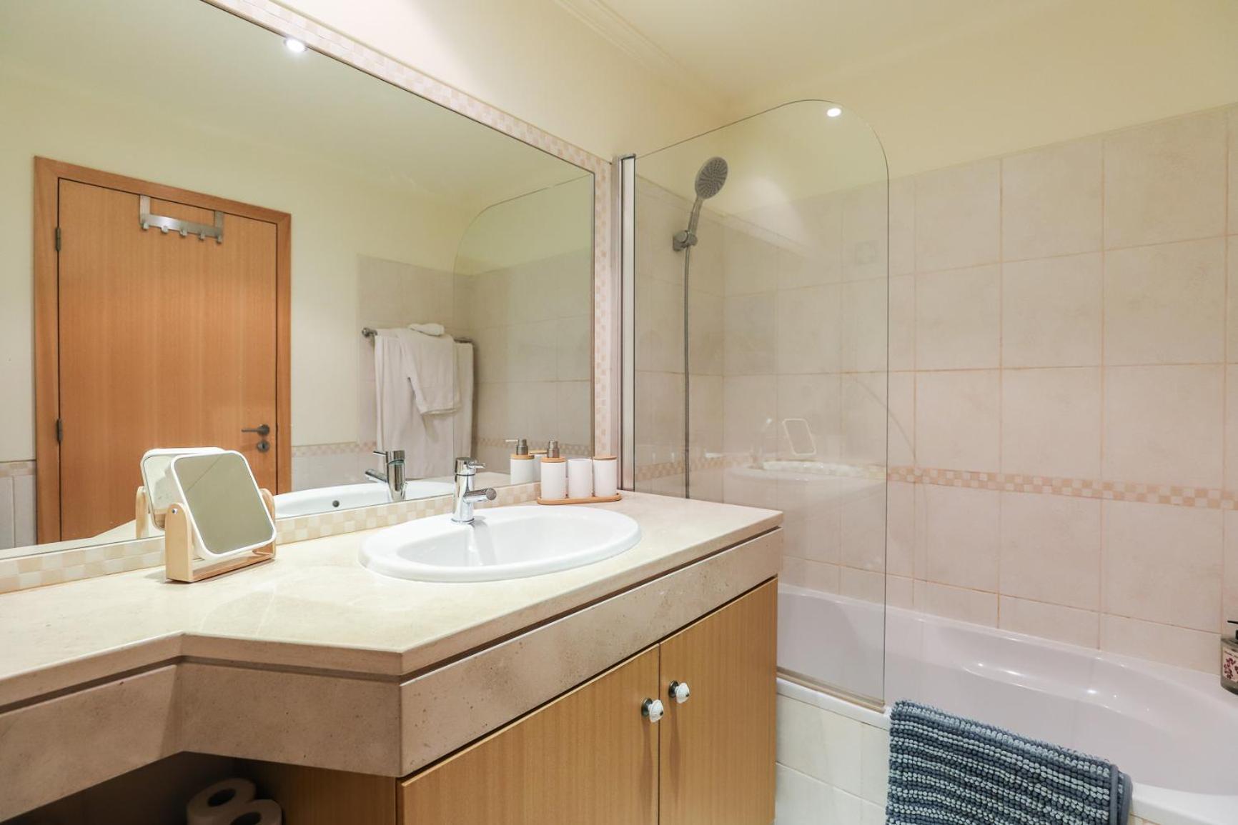 Charming Flat 10 Min Walk To Beach Apartment Albufeira Ngoại thất bức ảnh