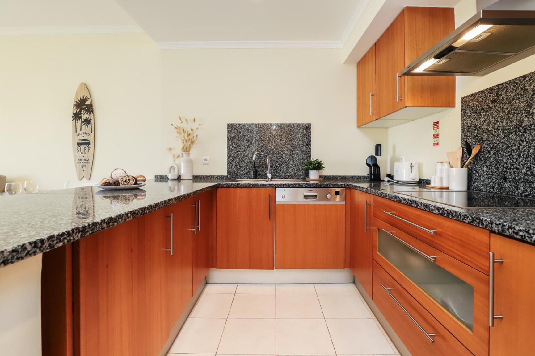 Charming Flat 10 Min Walk To Beach Apartment Albufeira Ngoại thất bức ảnh