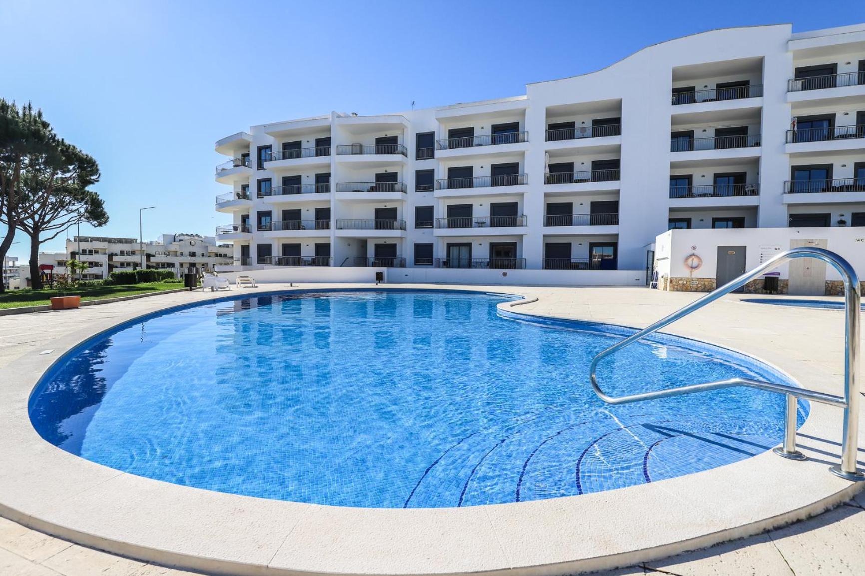 Charming Flat 10 Min Walk To Beach Apartment Albufeira Ngoại thất bức ảnh